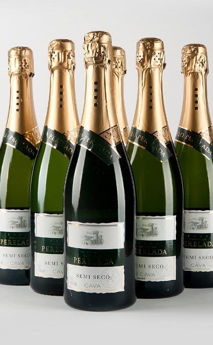 Castillo Perelada Cava Semi Seco 6er Angebot Spanien Castillo Perelada Cava Semi Seco 6er Angebot Spanien